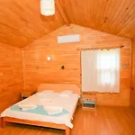 Three Islands Bed & Breakfast 4*