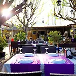 Three Islands Bed & Breakfast