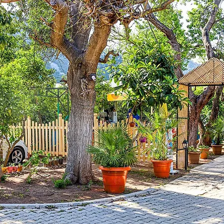 Bed & Breakfast Three Islands