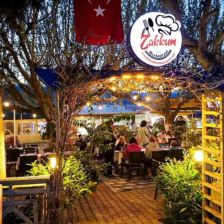 Three Islands Bed & Breakfast