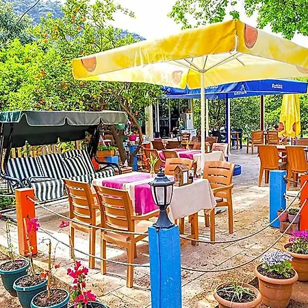 Three Islands Bed & Breakfast Çıralı